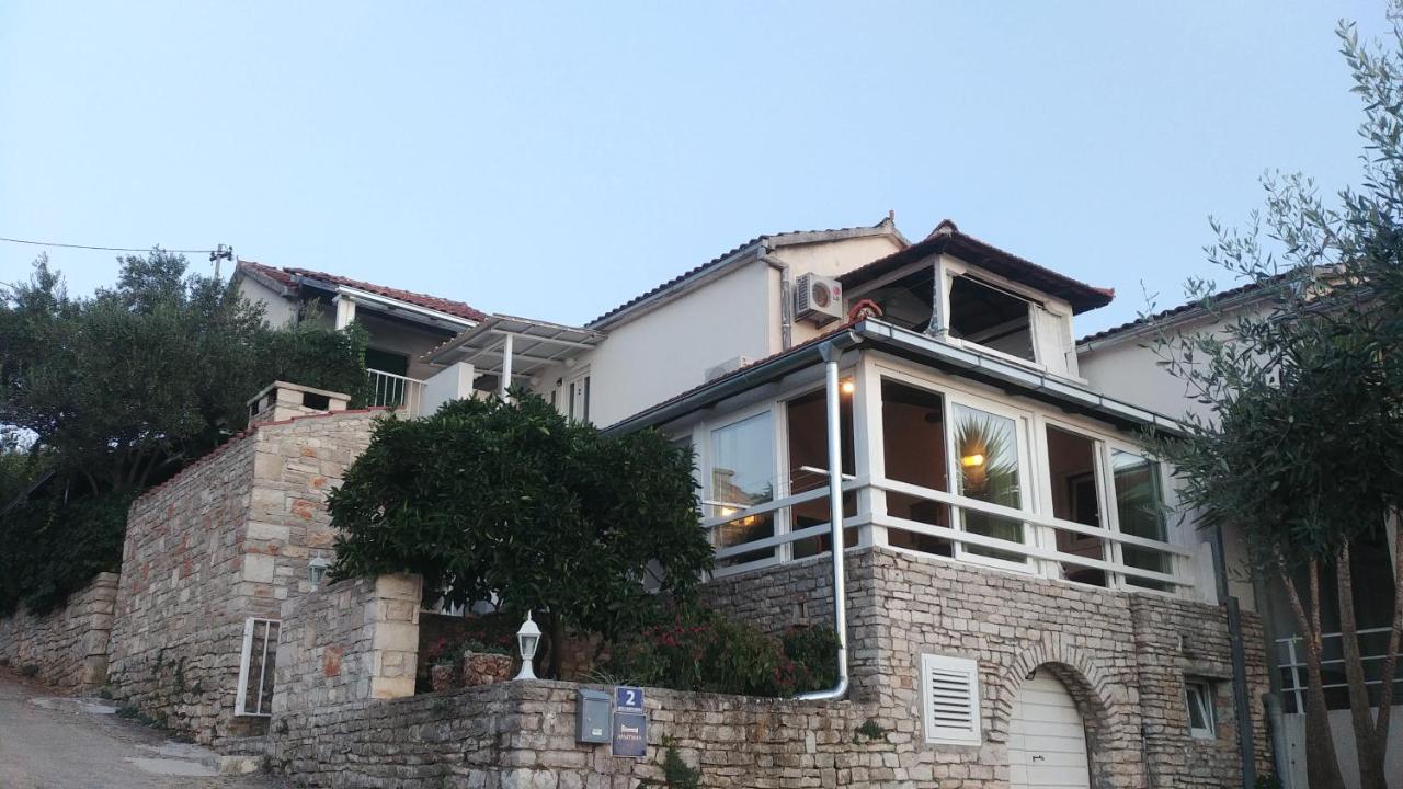 Apartments Marija Bajto Nečujam Extérieur photo