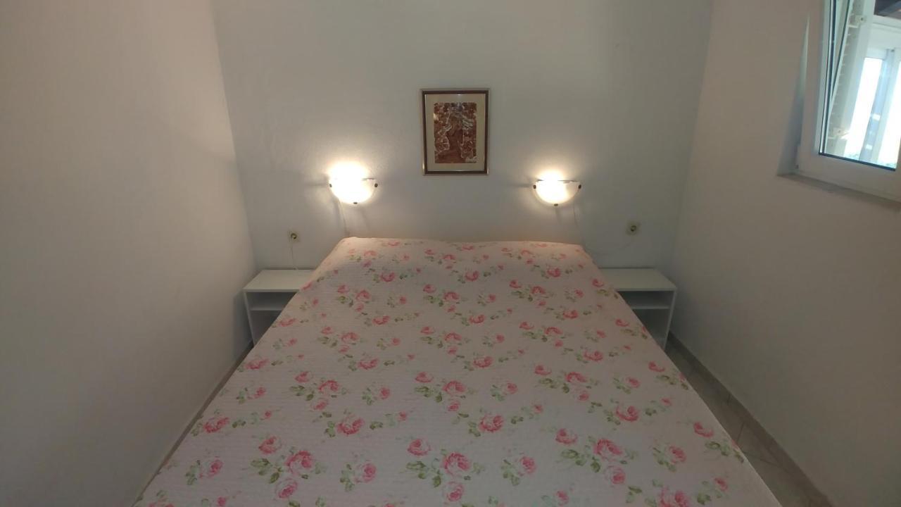Apartments Marija Bajto Nečujam Extérieur photo