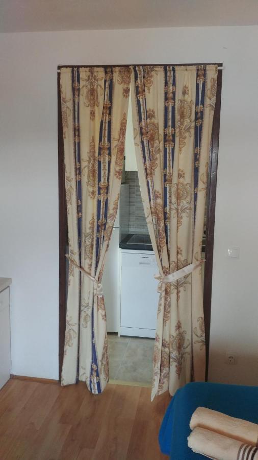 Apartments Marija Bajto Nečujam Extérieur photo