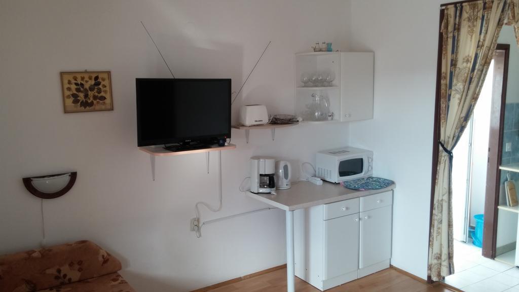 Apartments Marija Bajto Nečujam Chambre photo