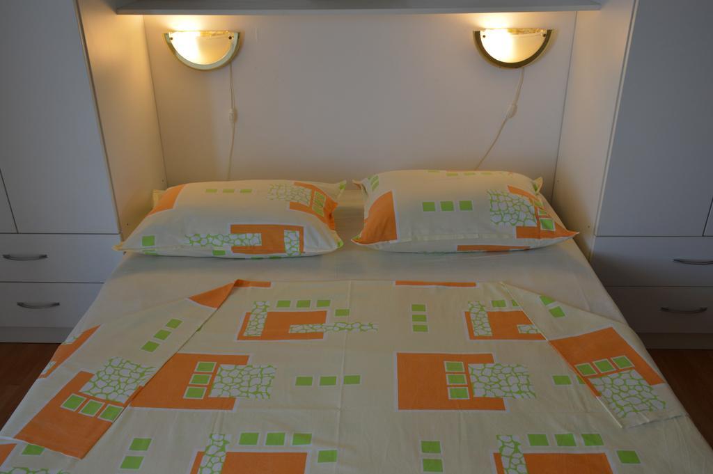 Apartments Marija Bajto Nečujam Extérieur photo